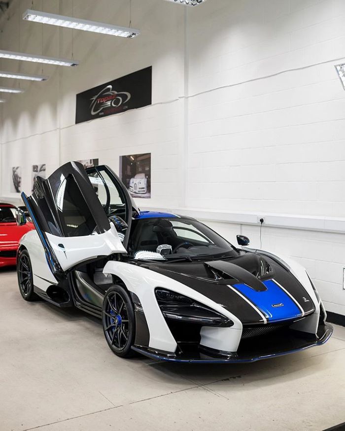 McLaren Senna