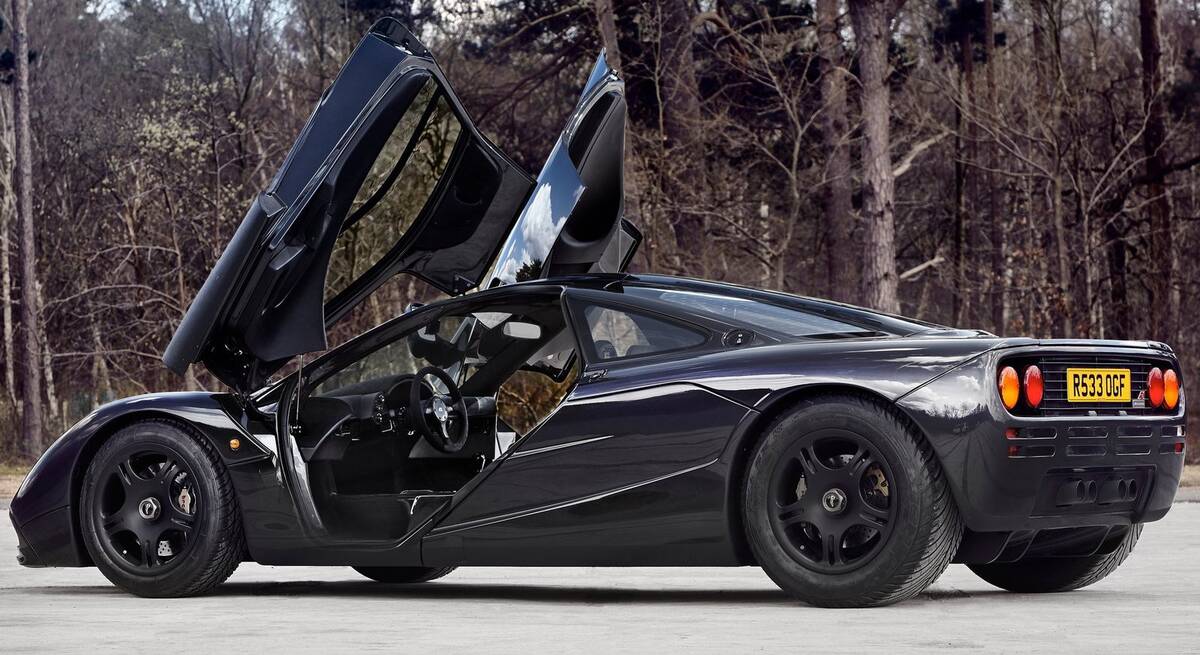 Ποιο αυτοκίνητο είχε αγοράσει ο Elon Musk με τα πρώτα πολλά χρήματα που